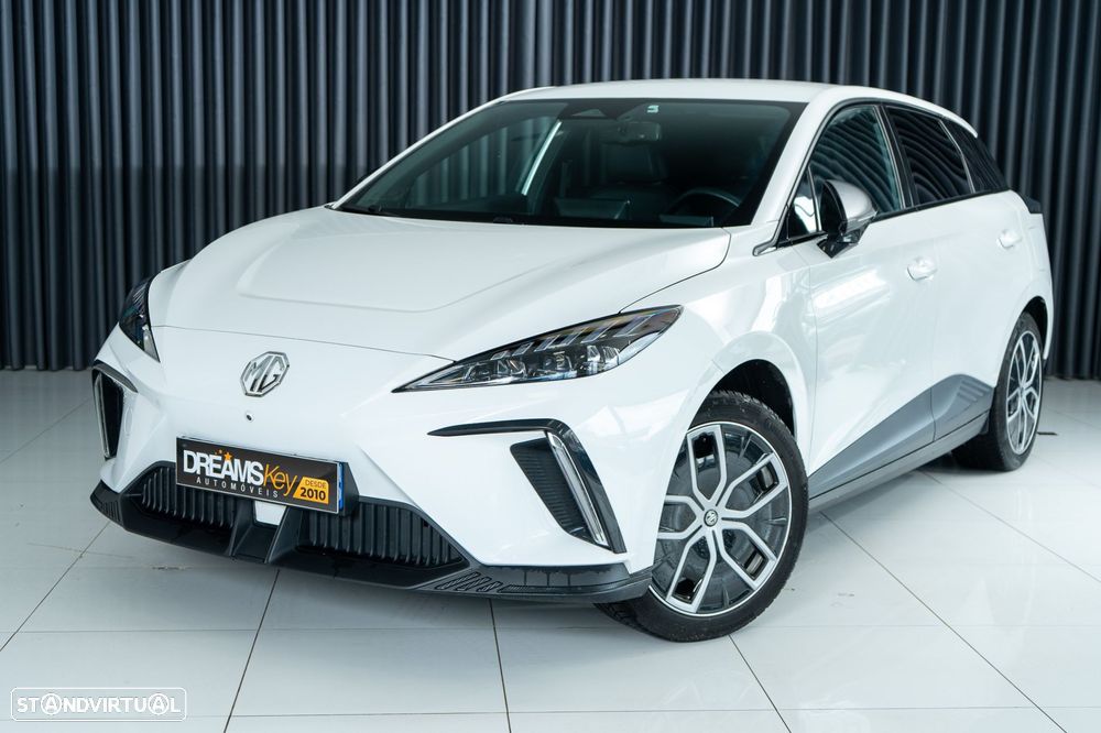 MG MG4 64 kWh Luxury - 19