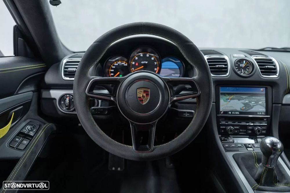 Porsche Cayman 3.8 GT4 - 22