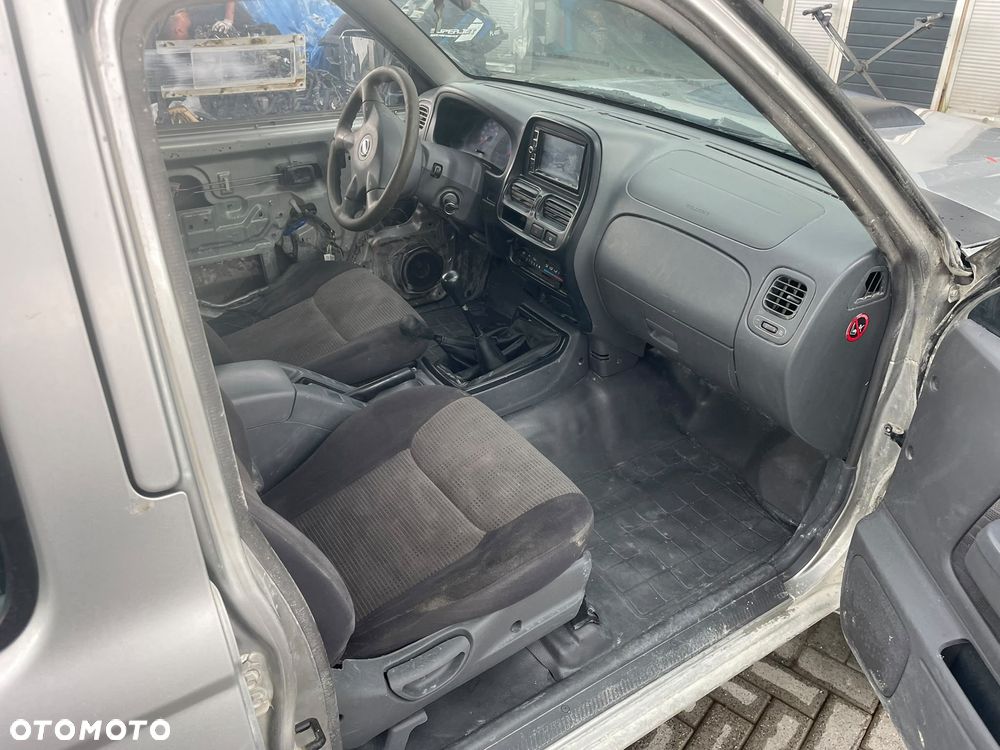 Nissan Navara - 12