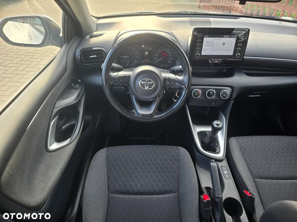 Toyota Yaris - 7