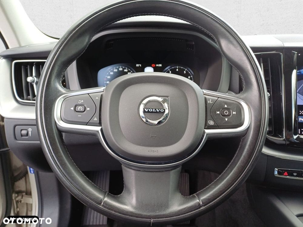 Volvo XC 60 - 24