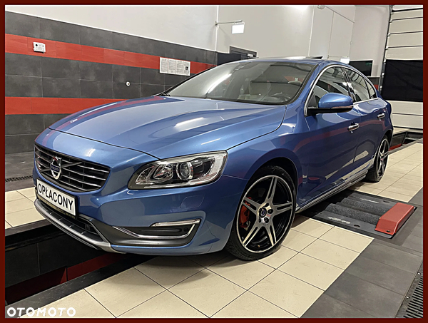 Volvo S60 D2 R-Design Summum
