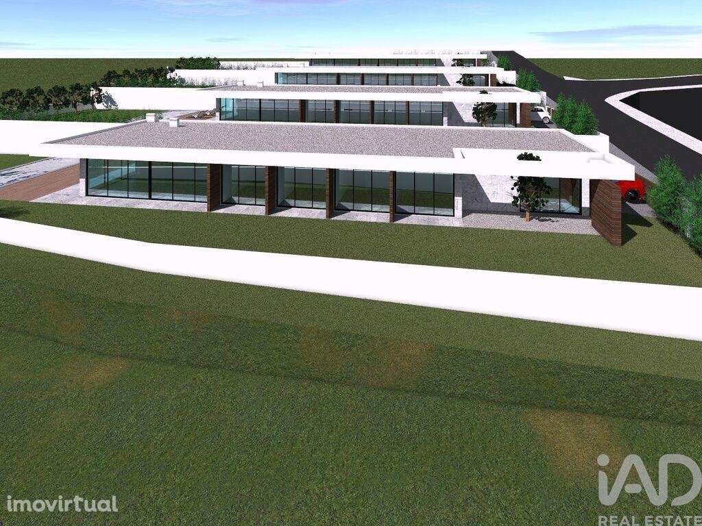 Casa / Villa T4 em Évora de Alcobaça de 196,00 m2 - Grande imagem: 2/22