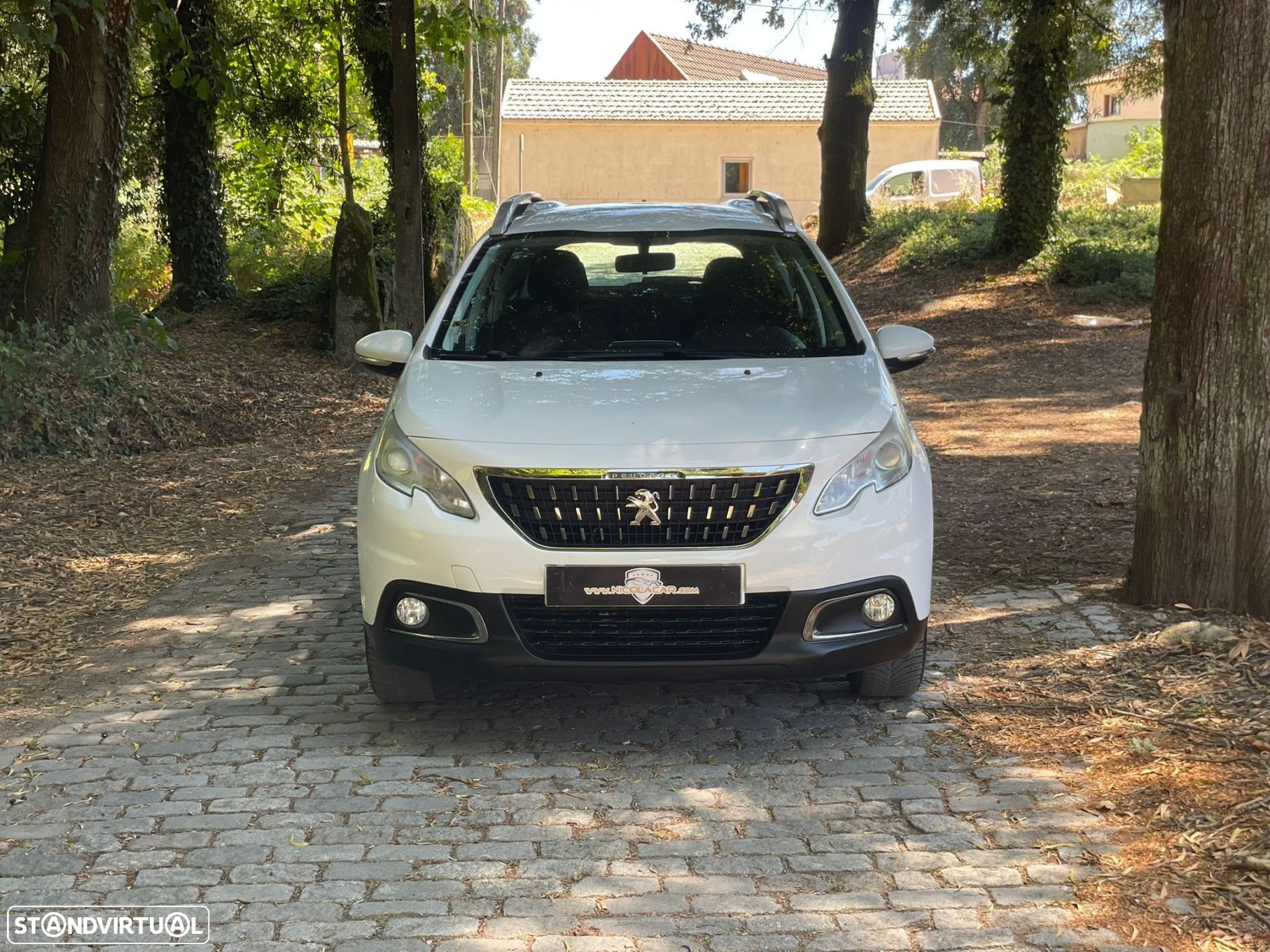 Peugeot 2008 1.2 PureTech Allure - 25