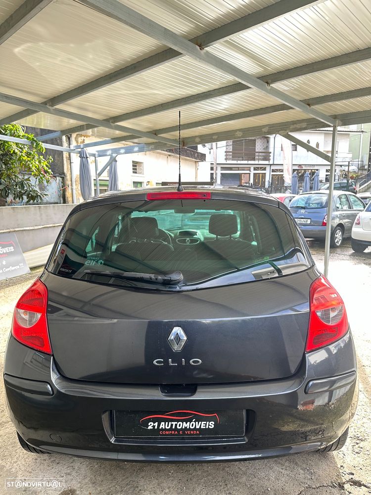 Renault Clio 1.2 TCE Dynamique S - 11