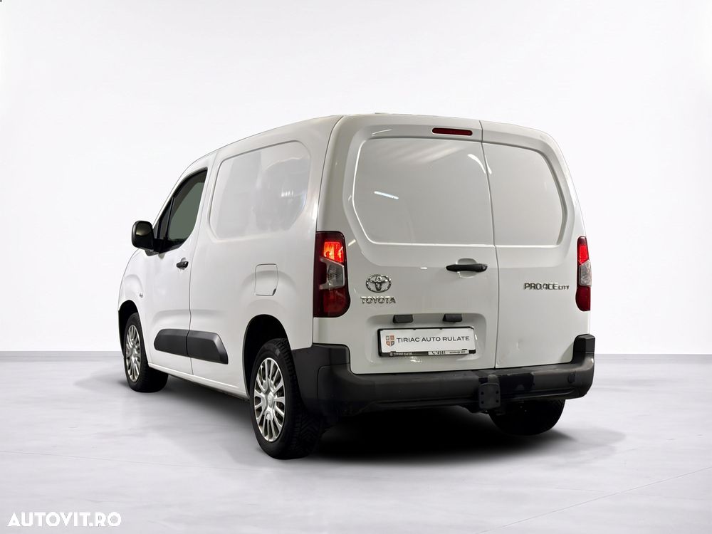Toyota Proace - 4