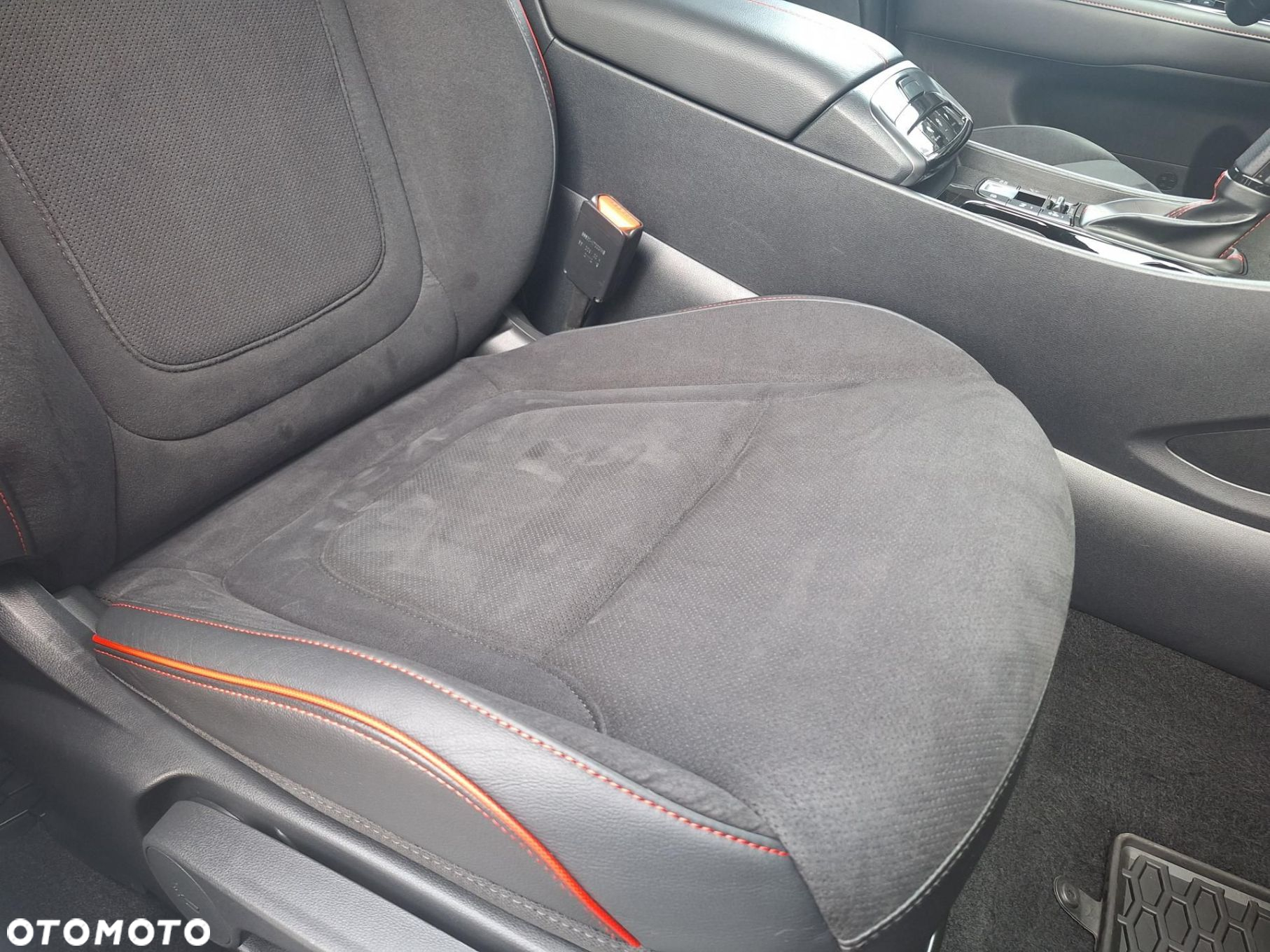 Hyundai Tucson - 32