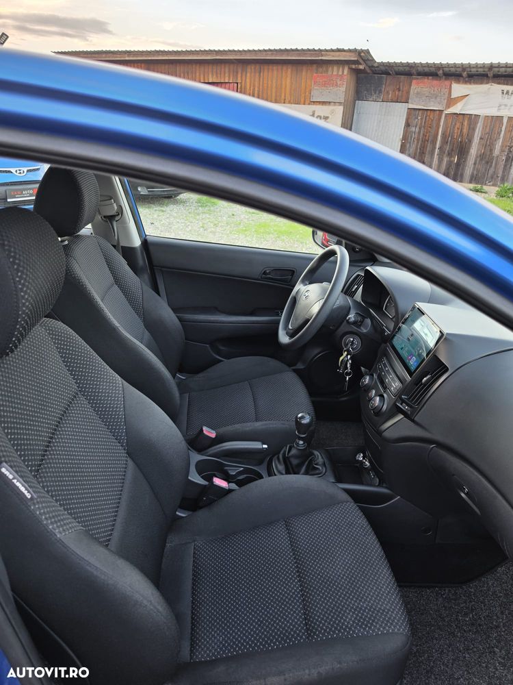 Hyundai i30 1.4 VM Classic - 11