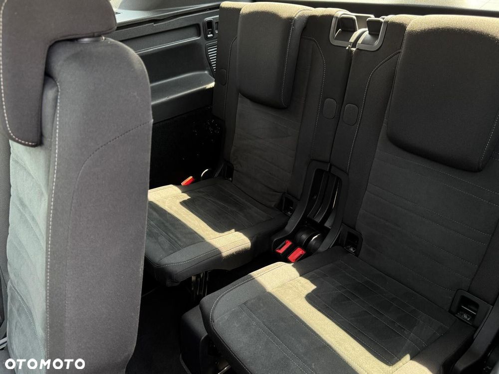 Volkswagen Touran 2.0 TDI BMT Highline DSG - 31