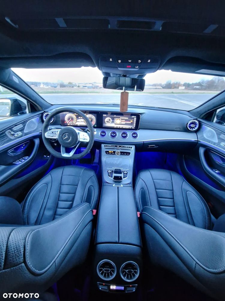 Mercedes-Benz CLS - 20