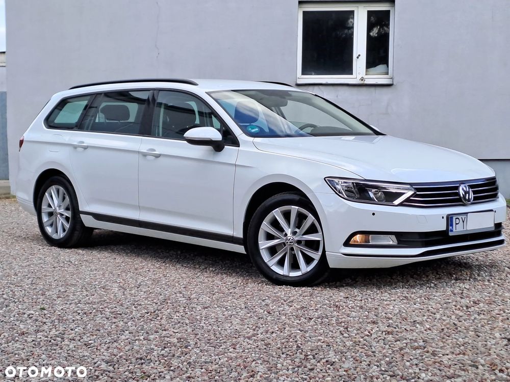Volkswagen Passat - 22