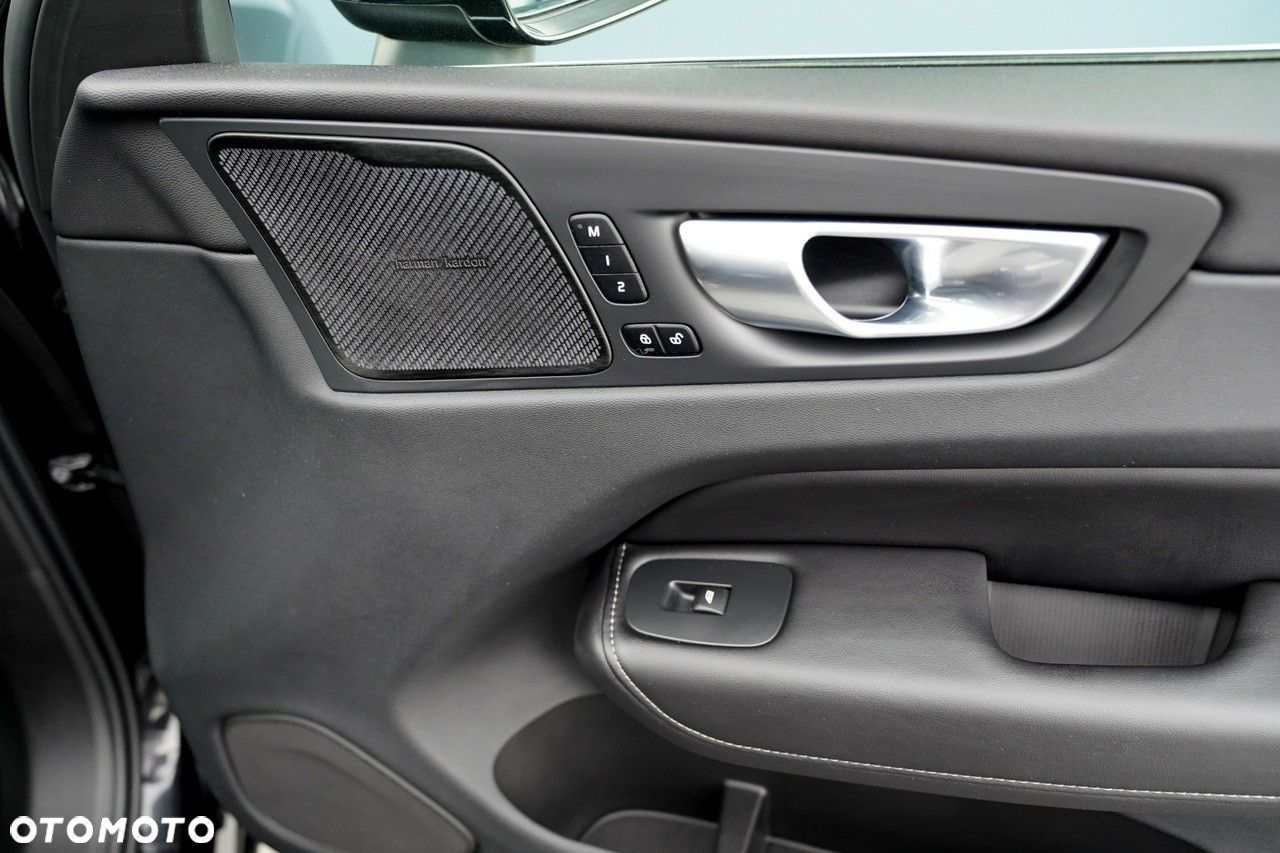 Volvo XC 60 - 26