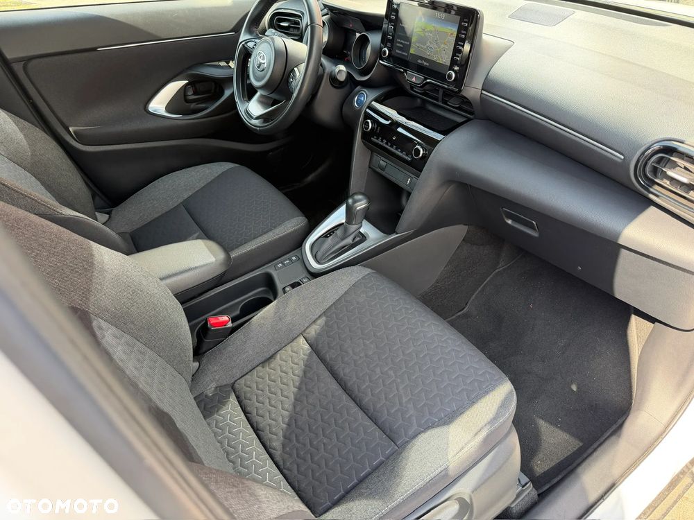 Toyota Yaris Cross - 10