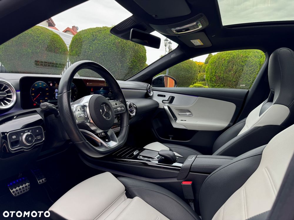 Mercedes-Benz CLA 200 AMG Line 7G-DCT - 28