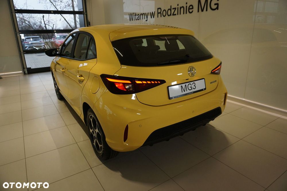 MG MG3 - 12