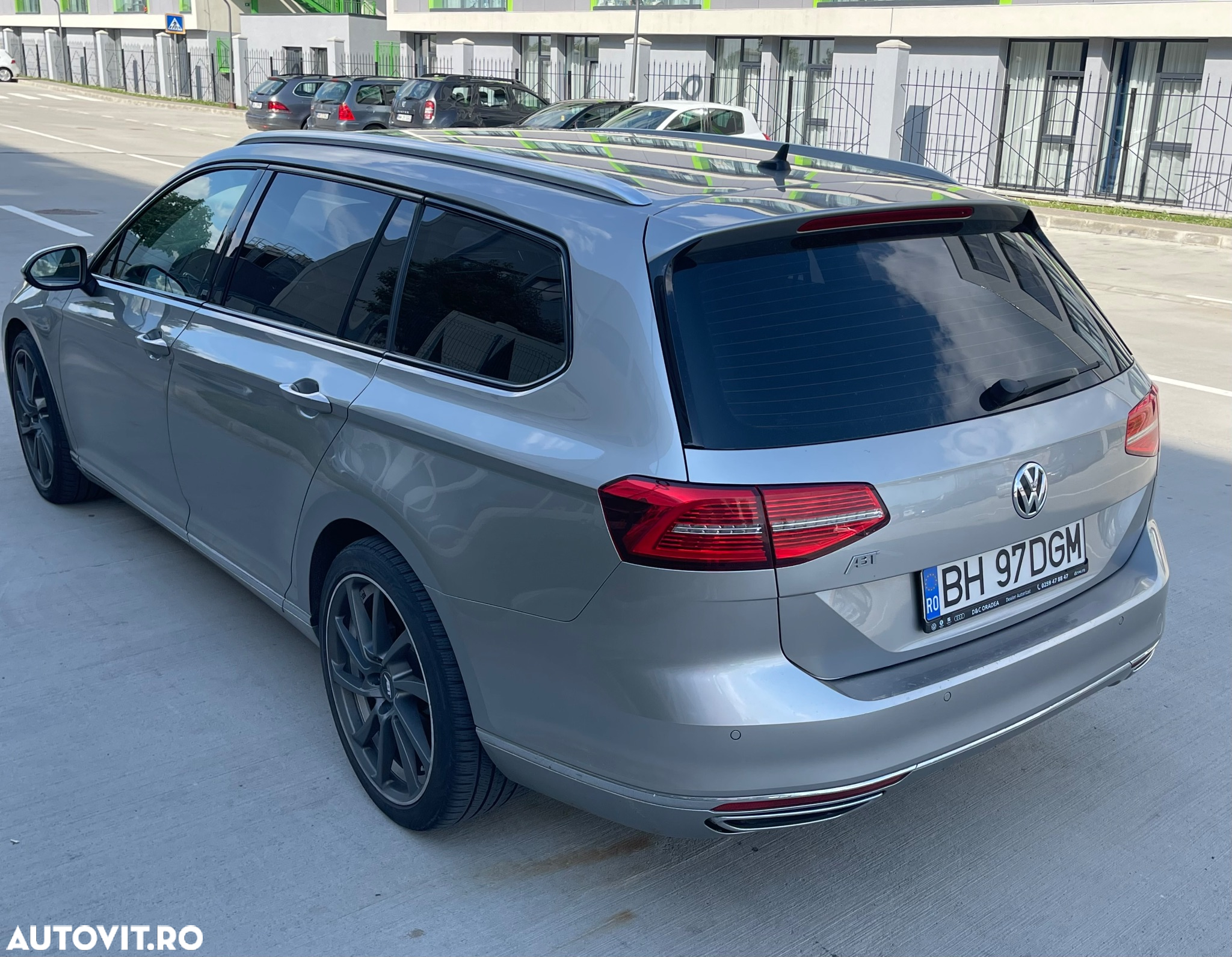 Volkswagen Passat Variant 2.0 TDI DSG 4Motion Highline - 4