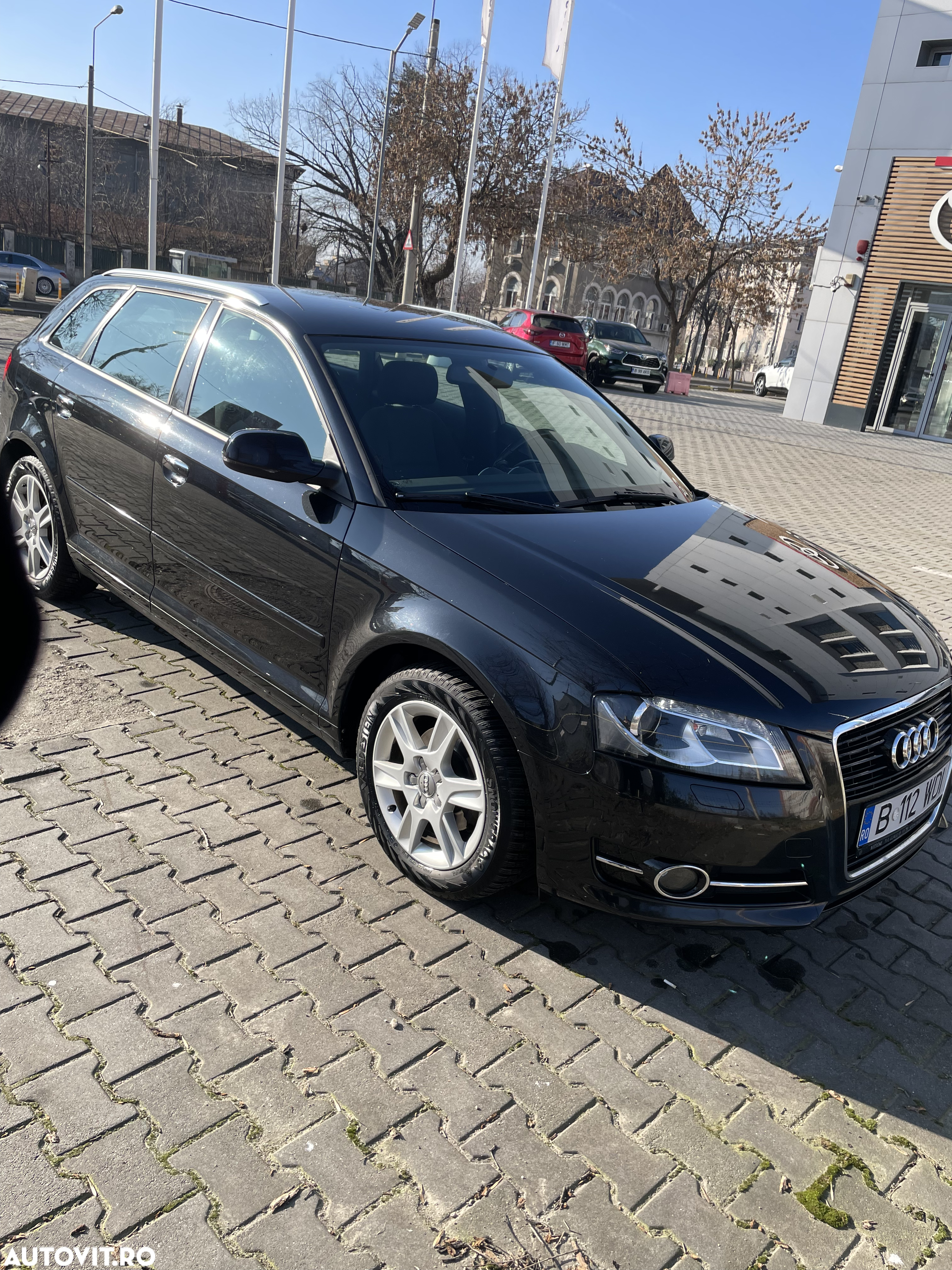 Audi A3 1.6 TDI Sportback DPF Attraction - 2