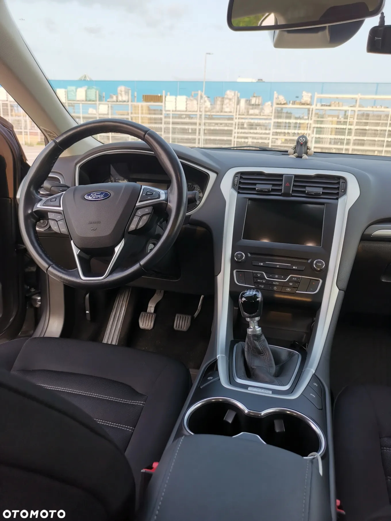 Ford Mondeo 1.5 EcoBoost Trend - 18