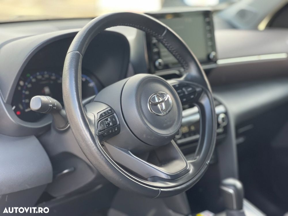 Toyota Yaris Cross 1.5 VVT-i HSD 4x2 Active - 8