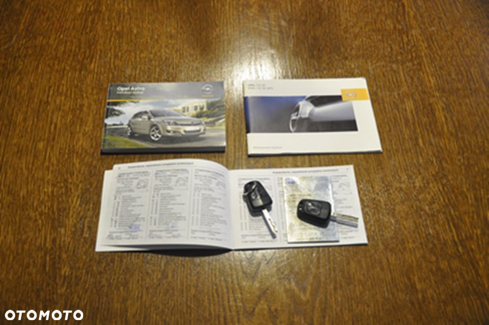 Opel Astra 1.4 Enjoy - 17