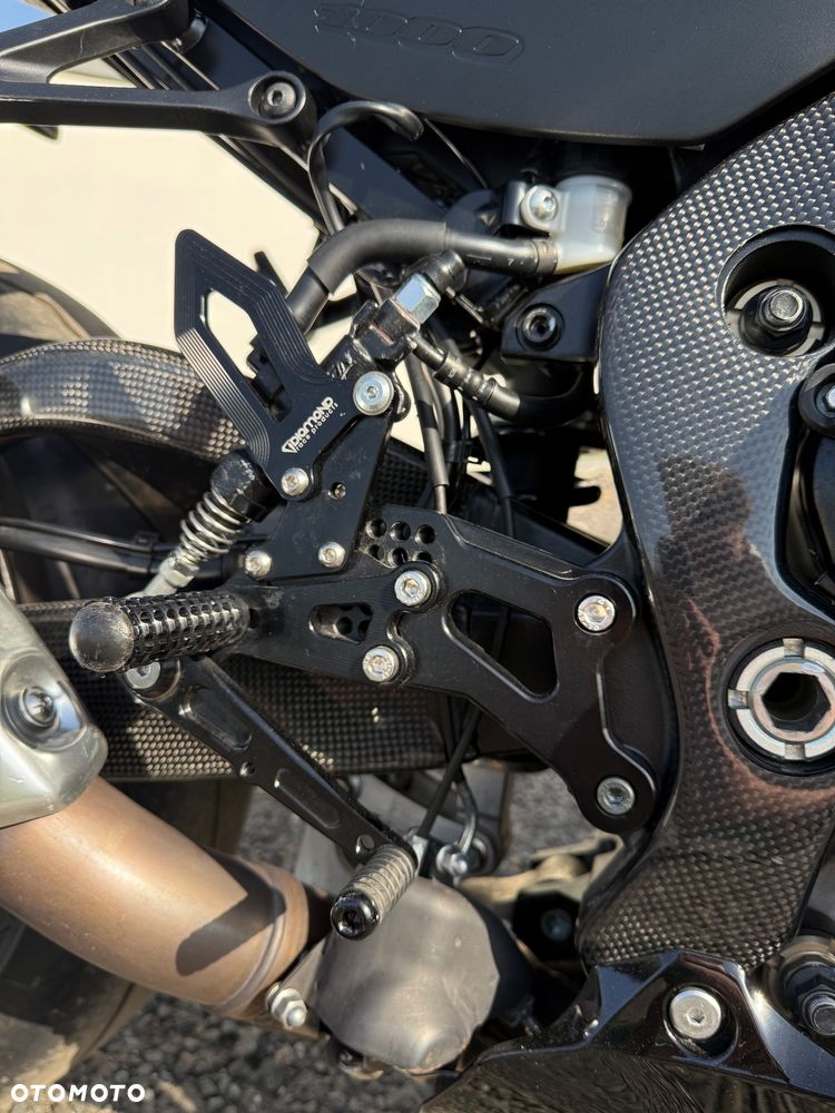 Suzuki GSX-R - 19