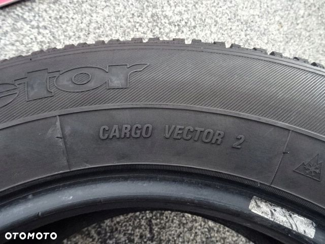 215/65/R16C 109/107T Goodyear Cargo Vector 2 - 6