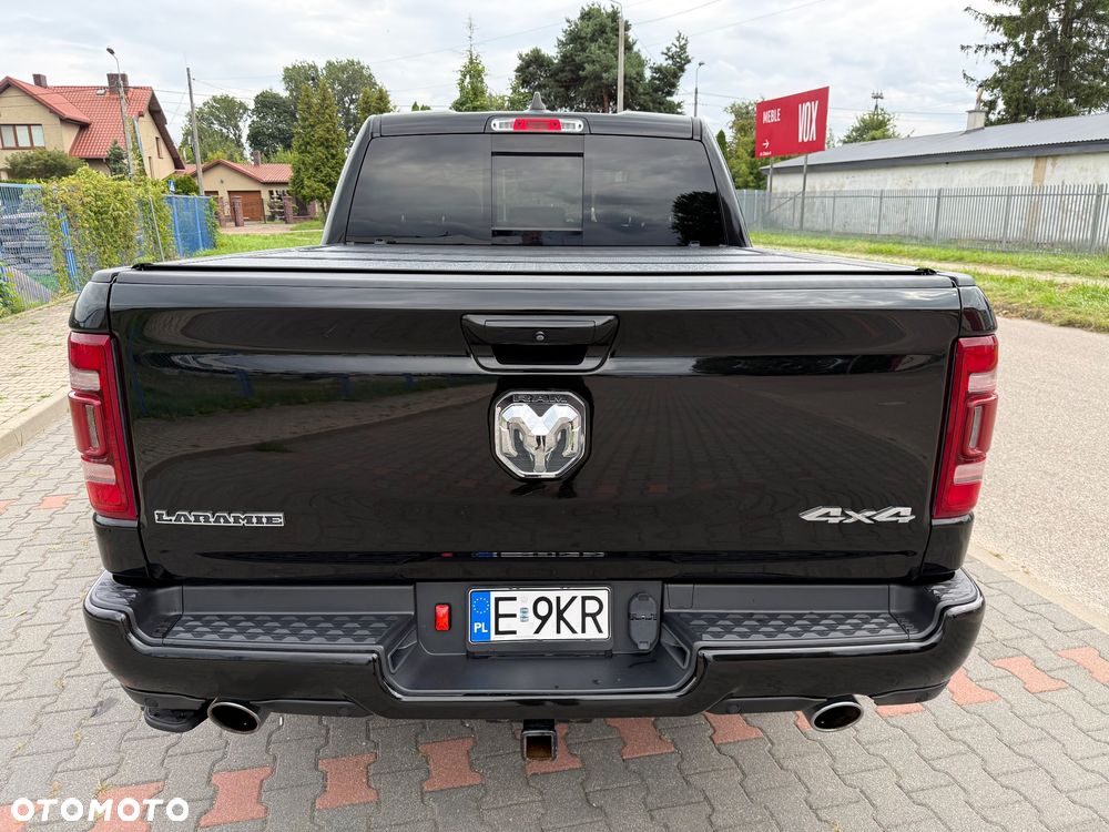 Dodge RAM 5.7 4x4 - 6