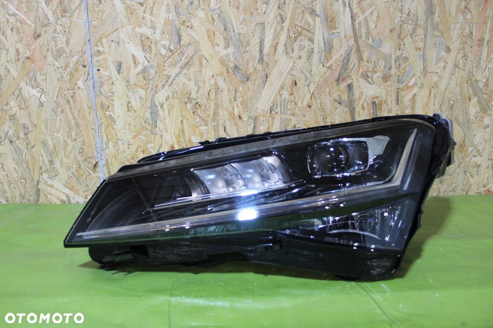 Lampa Przód Skoda SuperB III 2019-2024r. Full Led Lewa 3V1.941.015.E - 1