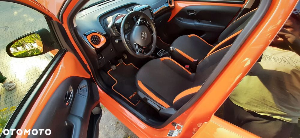 Toyota Aygo 1.0 VVT-i JBL Edition - 18