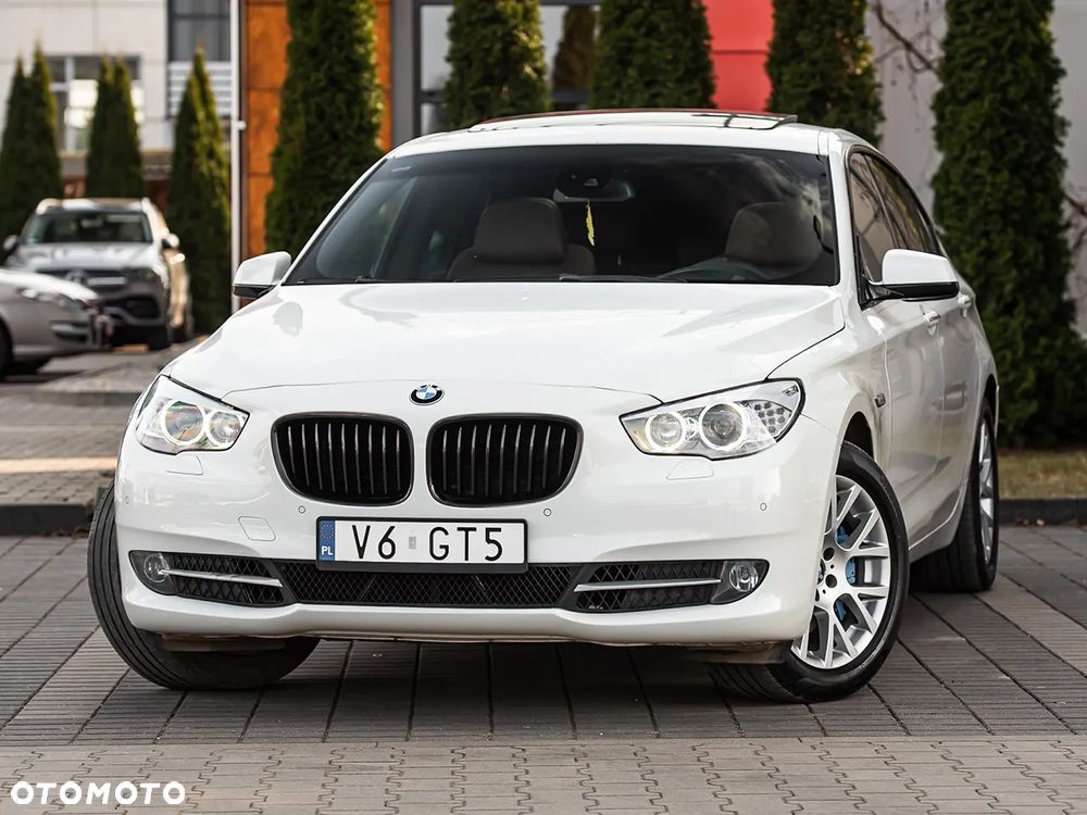 BMW 5GT - 5