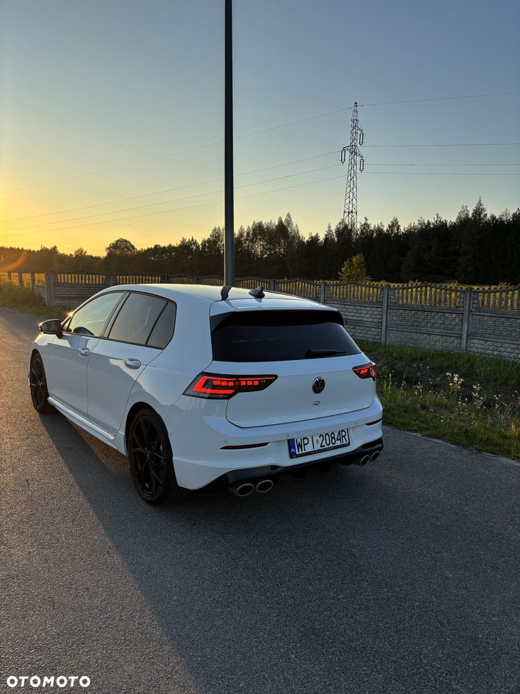 Volkswagen Golf - 6
