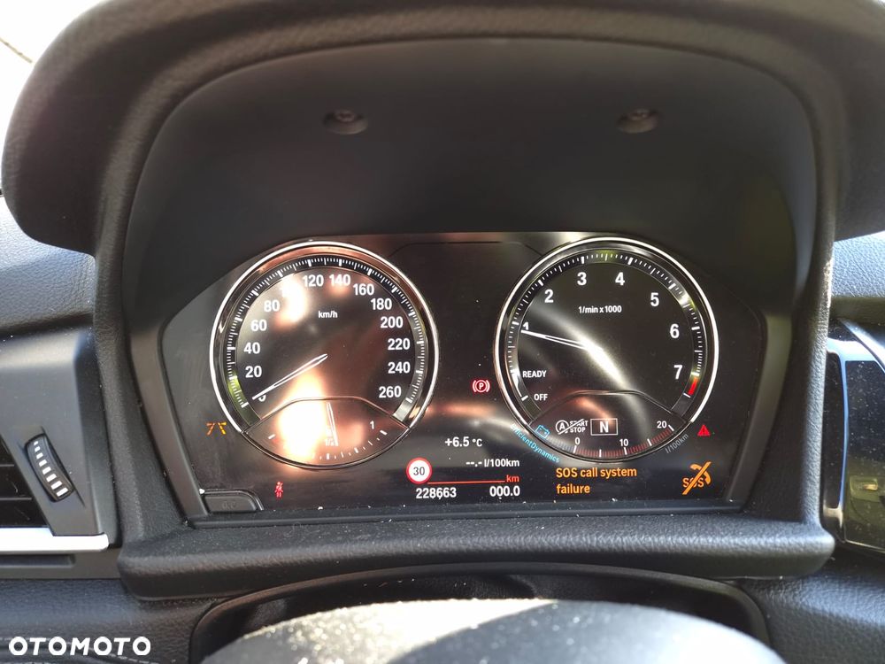 BMW Seria 2 216i - 10