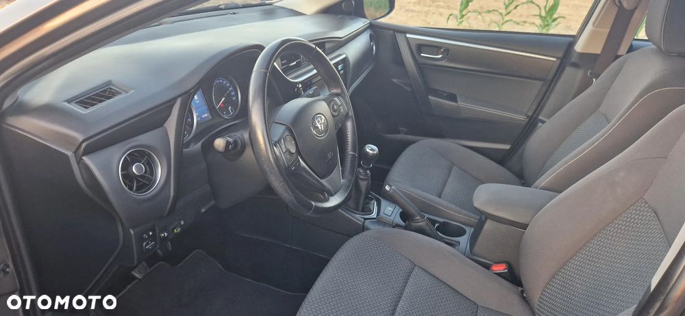 Toyota Corolla 1.6 Comfort - 7