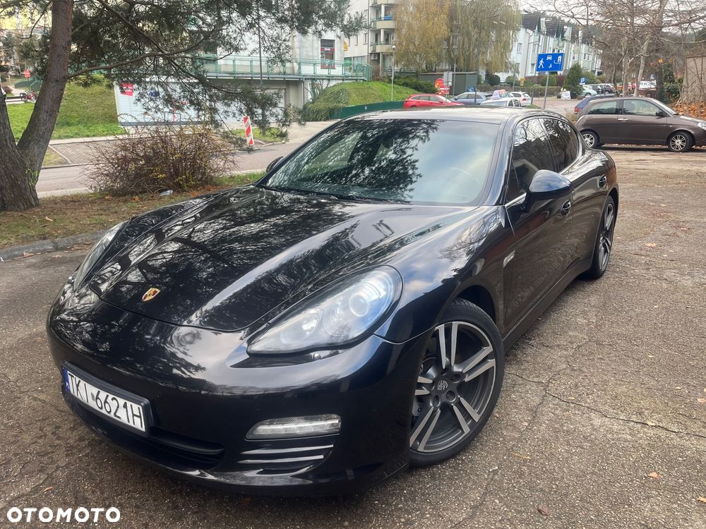 Porsche Panamera 4S - 10