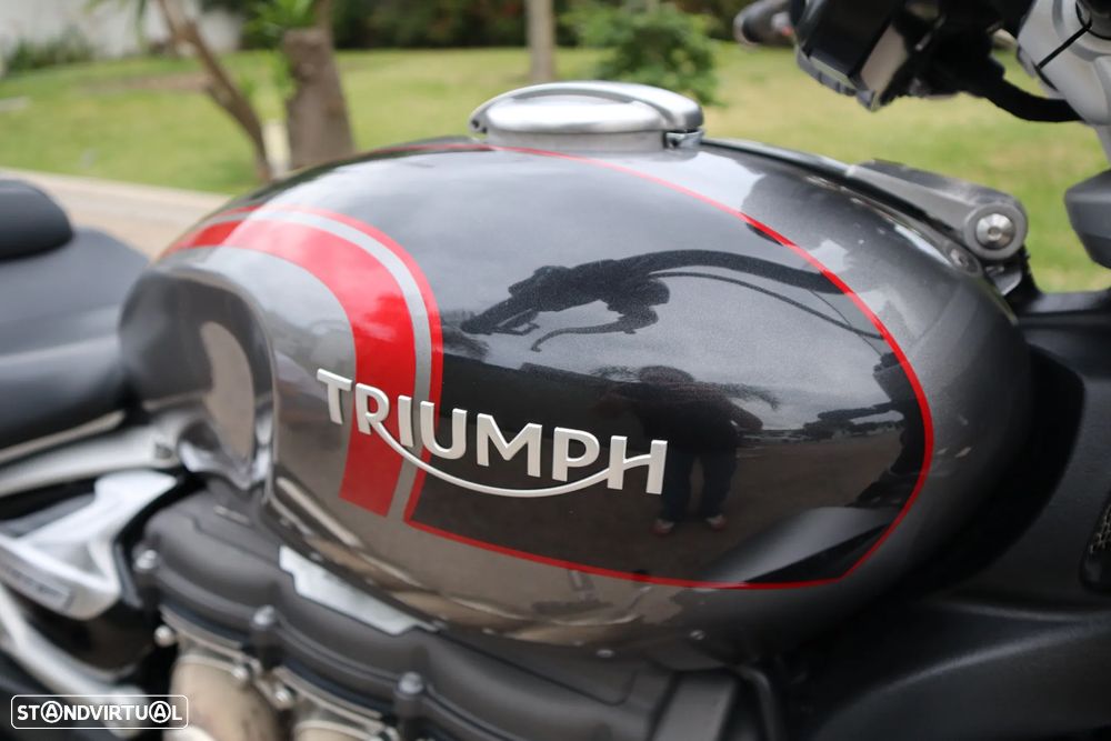 Triumph Rocket 3 GT - 14