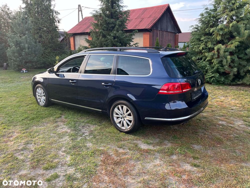 Volkswagen Passat 2.0 TDI DSG BlueMotion Technology Highline - 24