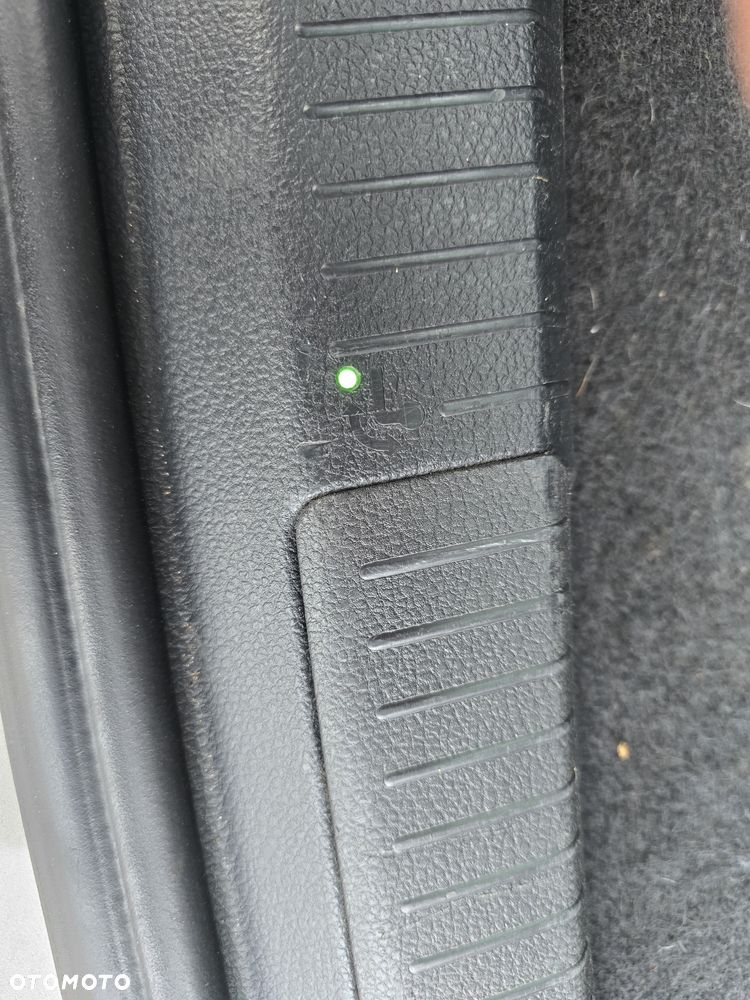 Volkswagen Golf 1.6 TDI BlueMotion Technology Allstar - 18