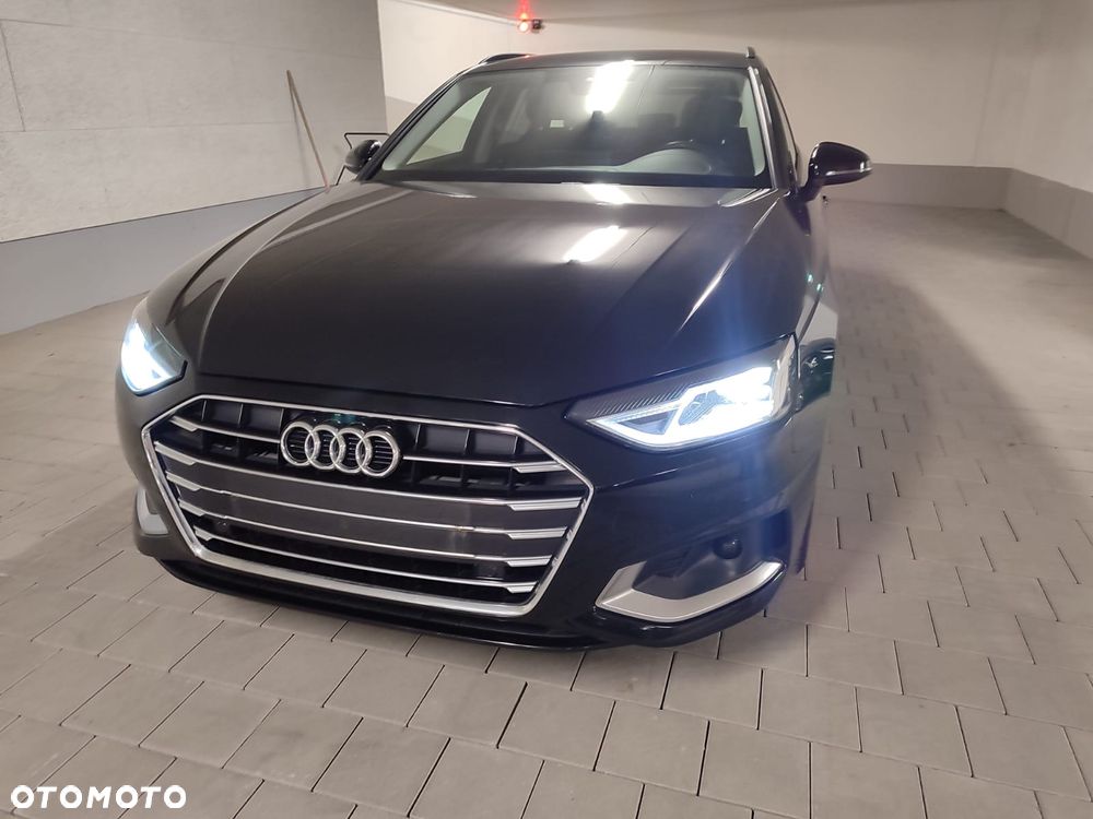 Audi A4 Avant 2.0 TDI S tronic - 5