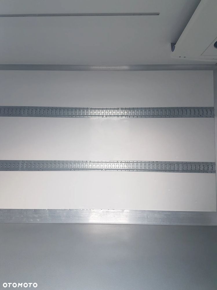 Renault MASTER 8EP CHŁODNIA AGREGAT CARRIER VIENTO 350 FUNKCJA GRZANIA IZOTERMA 4,26x2,16x2,01 KLIMA - 38