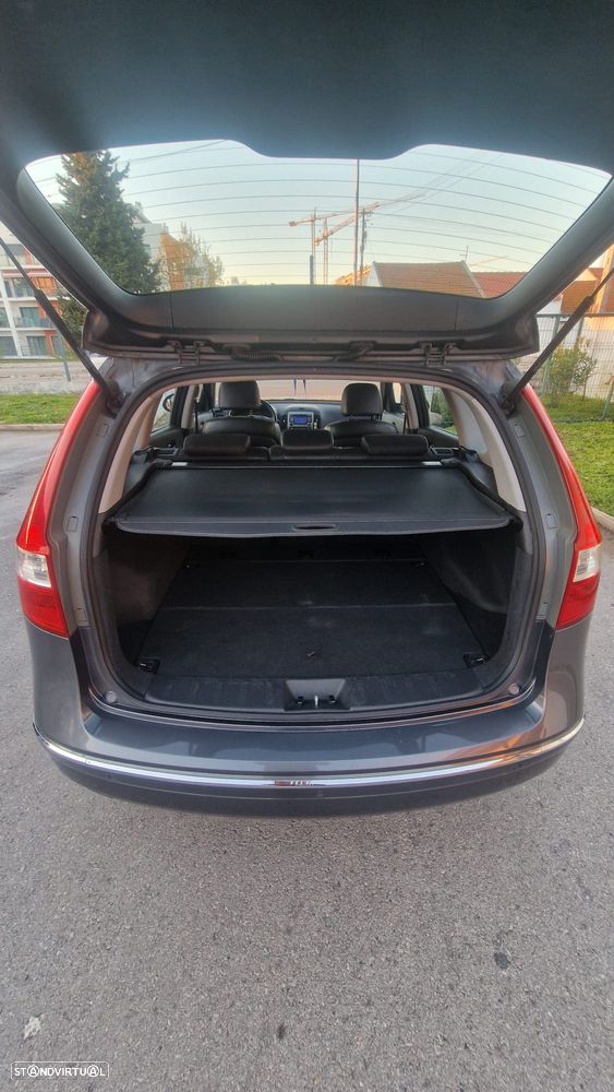 Hyundai i30 CW 1.6 CRDi STyle - 9