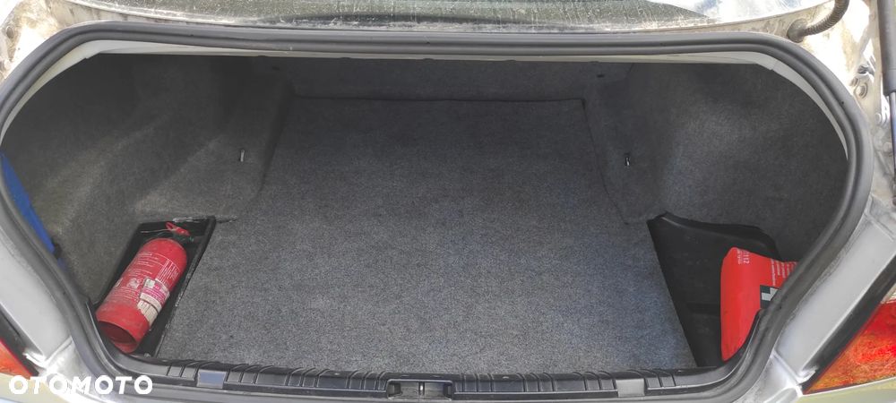 BMW Seria 3 - 18
