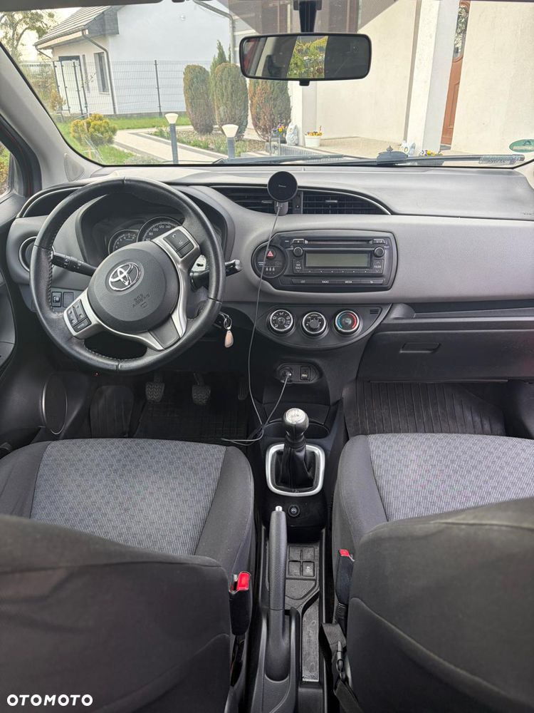 Toyota Yaris 1.0 Active EU6 - 8