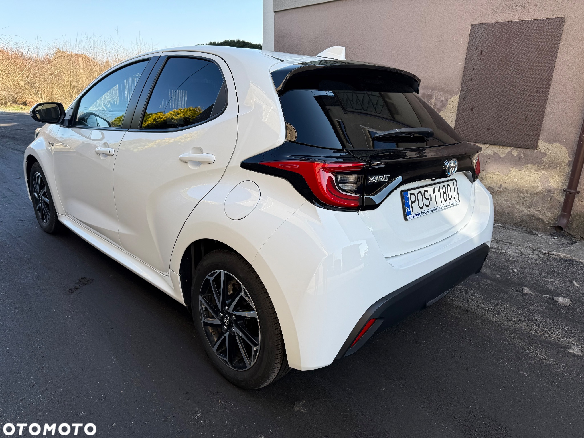Toyota Yaris Hybrid 116 1.5 VVT-i Comfort - 20