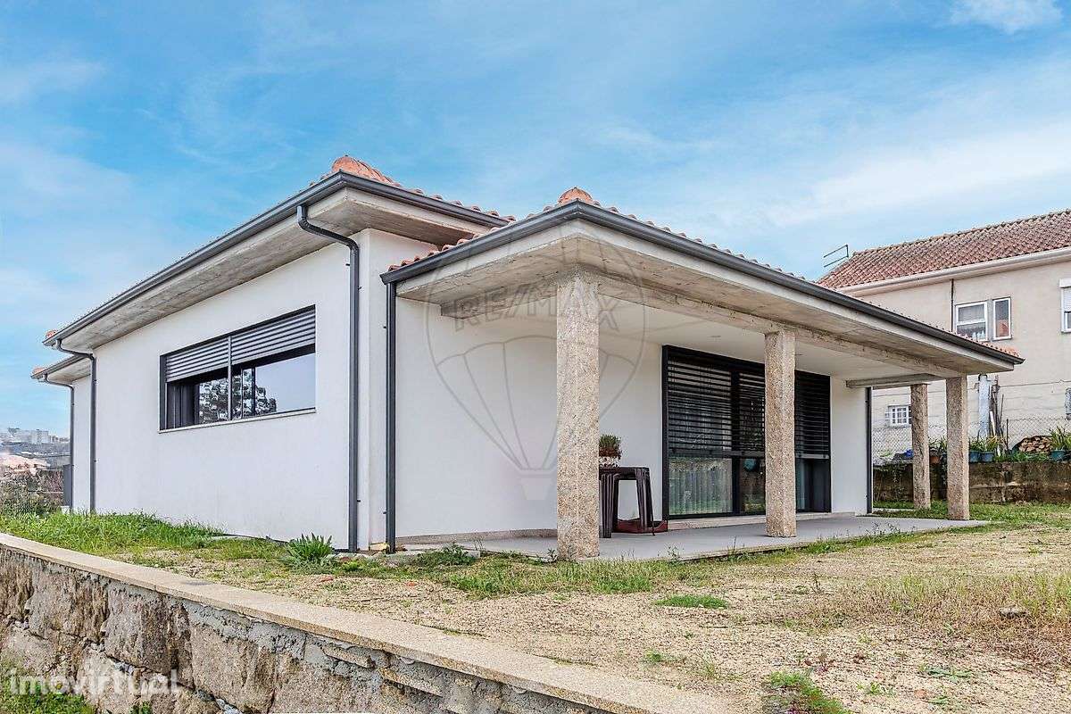 Moradia T4 para venda - Grande imagem: 3/46