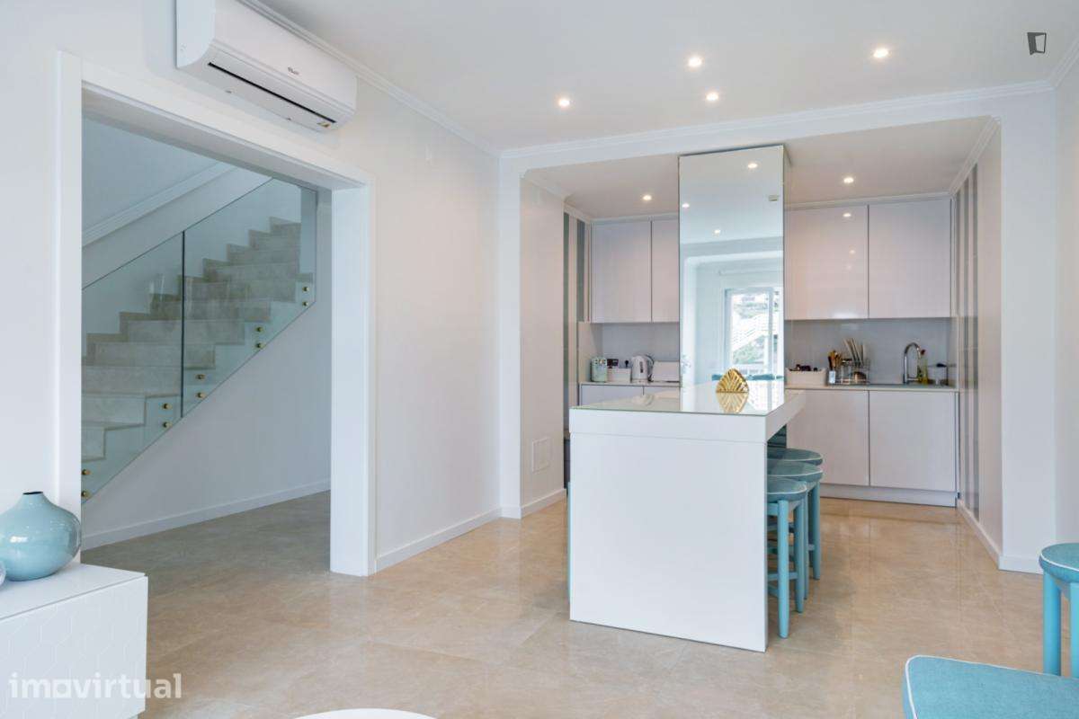 Quarto - localizado em Carcavelos Lisbon - Grande imagem: 3/25