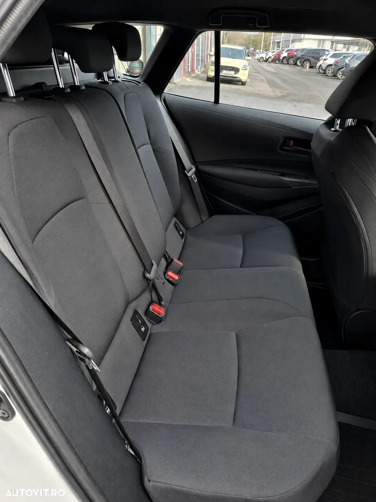 Toyota Corolla 1.8 HSD Eco - 16