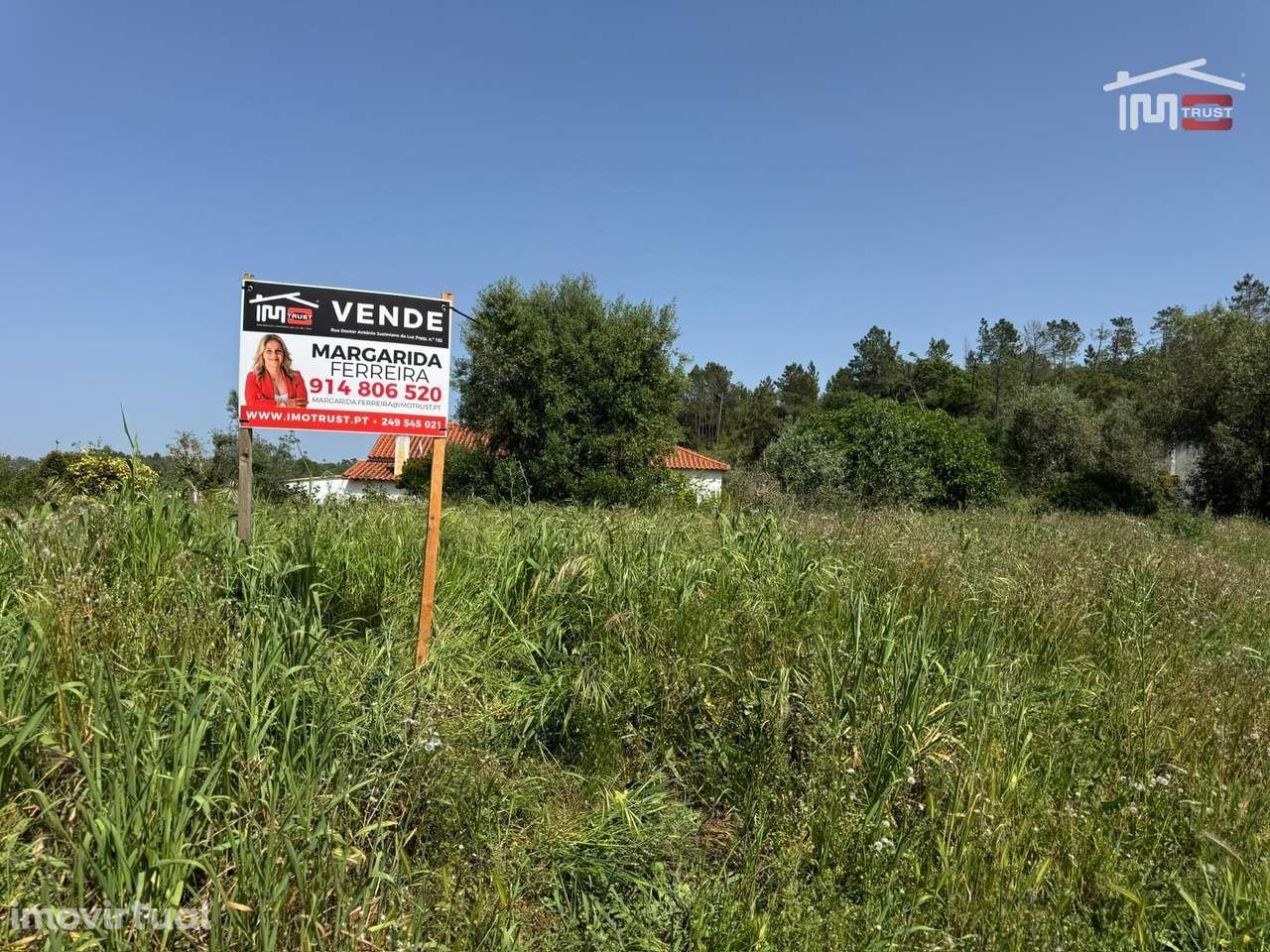 TERRENO PLANO PARA CONSTRUÇÃO COM 720 m² NA BESELGA (TOMAR) A 600 m... - Grande imagem: 2/28