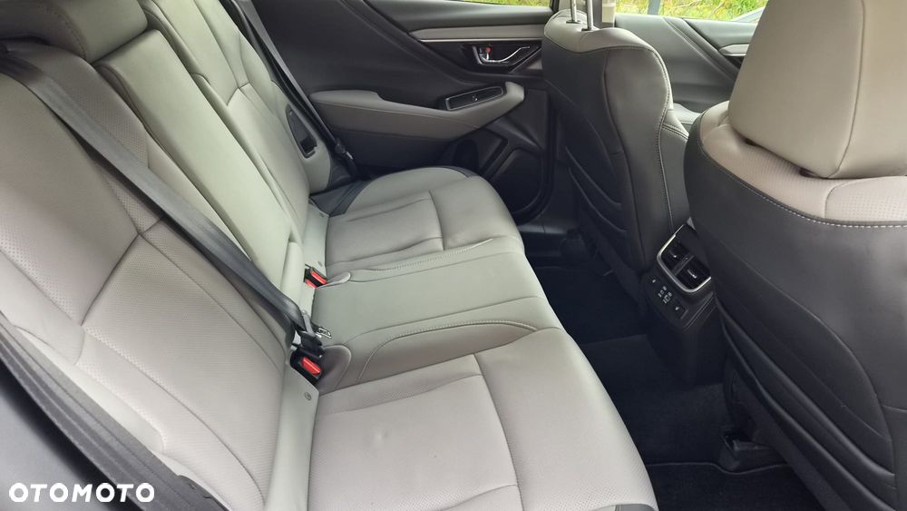 Subaru Outback 2.5i Lineartronic Platinum - 22