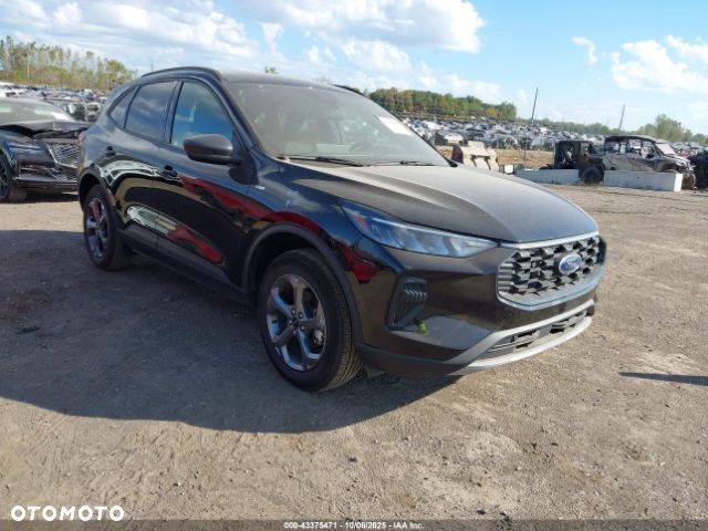 Ford Kuga - 1
