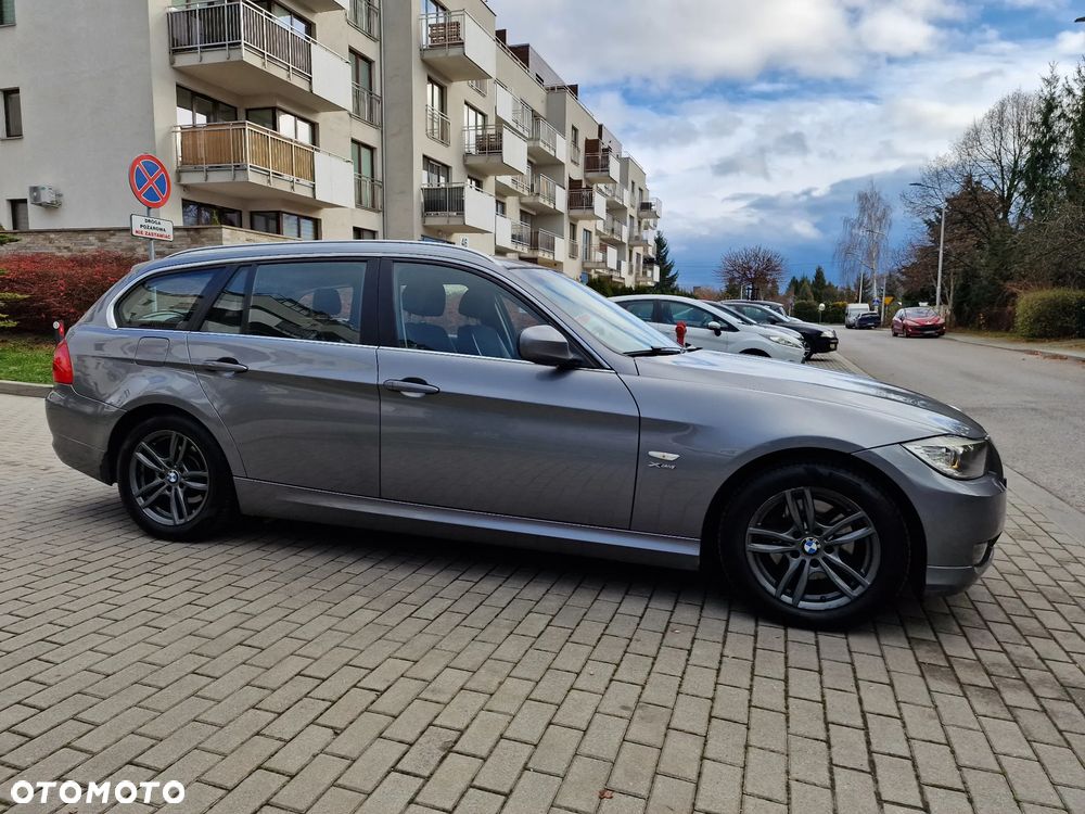 BMW Seria 3 320d xDrive - 7
